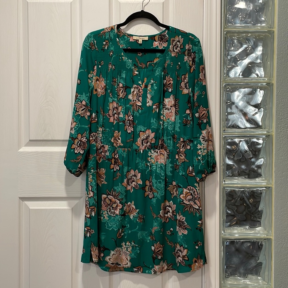 Cute green floral Stitch Fix floral dress!